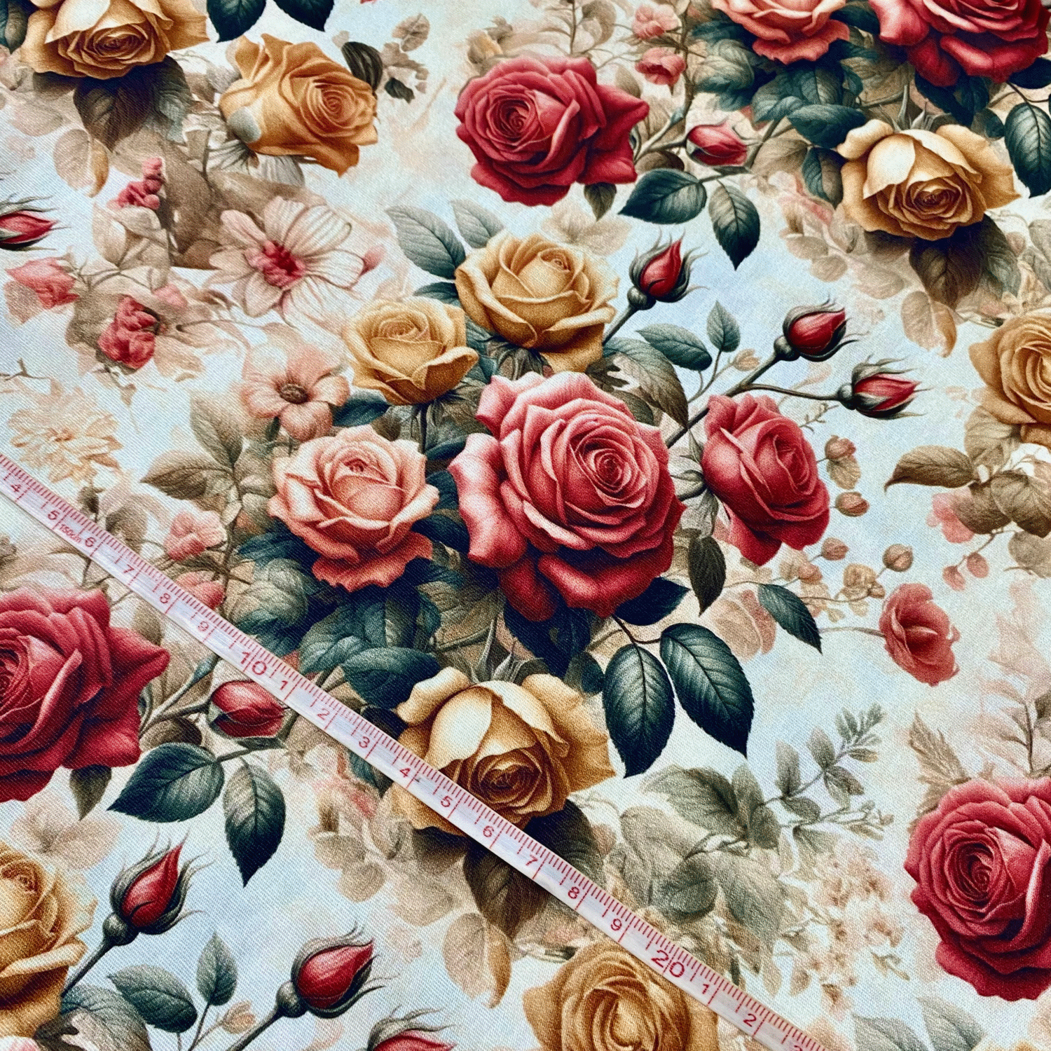 Tricoline Digital Coleção Jardim de Rosas - Rosas fundo Bege