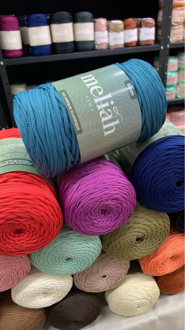 Fio de Poli&eacute;ster Unique Classique Meliah 5 Mm